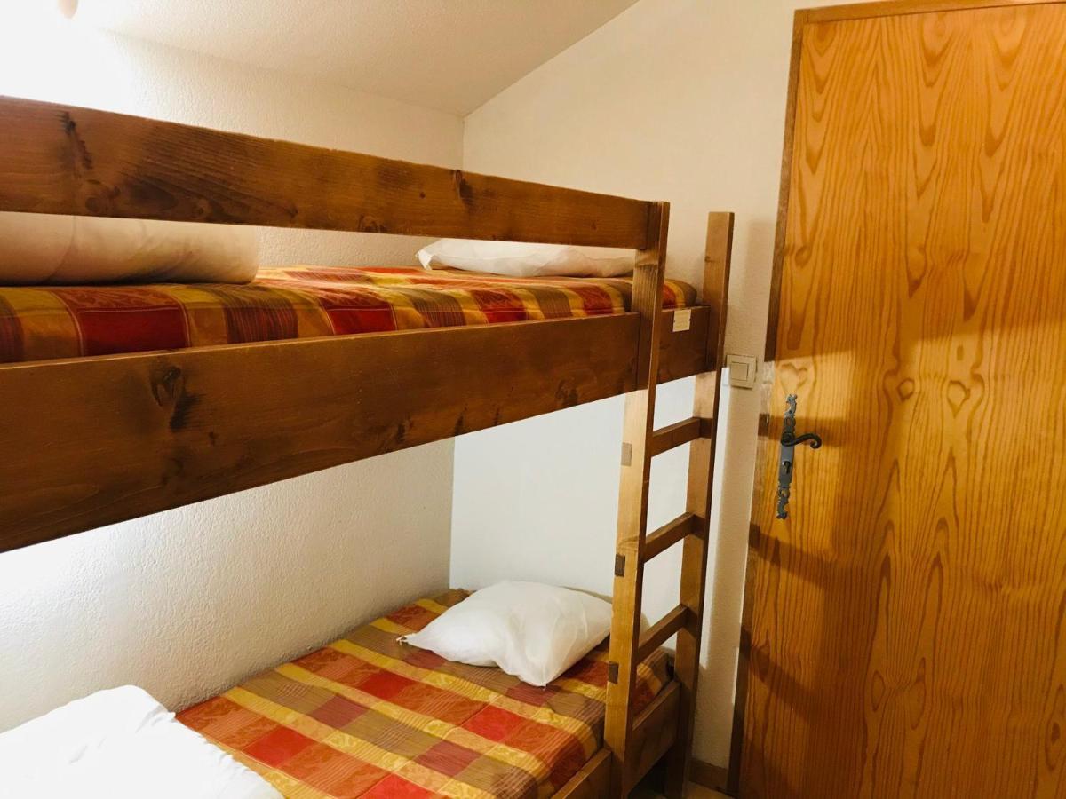 Studio Mansarde Avec Balcon, Piscine Et Parking Souterrain A Samoens - Fr-1-629-92 Екстериор снимка